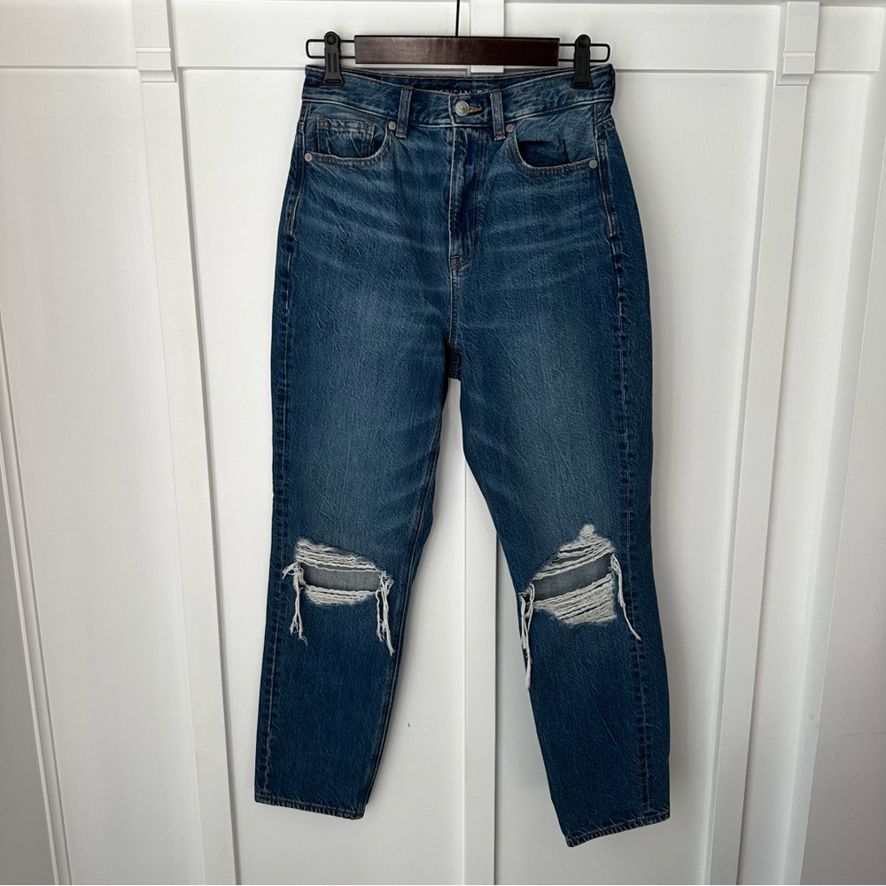 American Eagle AE Denim Jeans Highest Rise Mom Jean Size 4 distressed